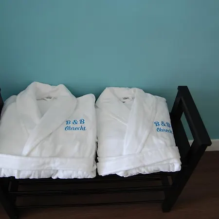 Obrechtstraat Bed & Breakfast 4*